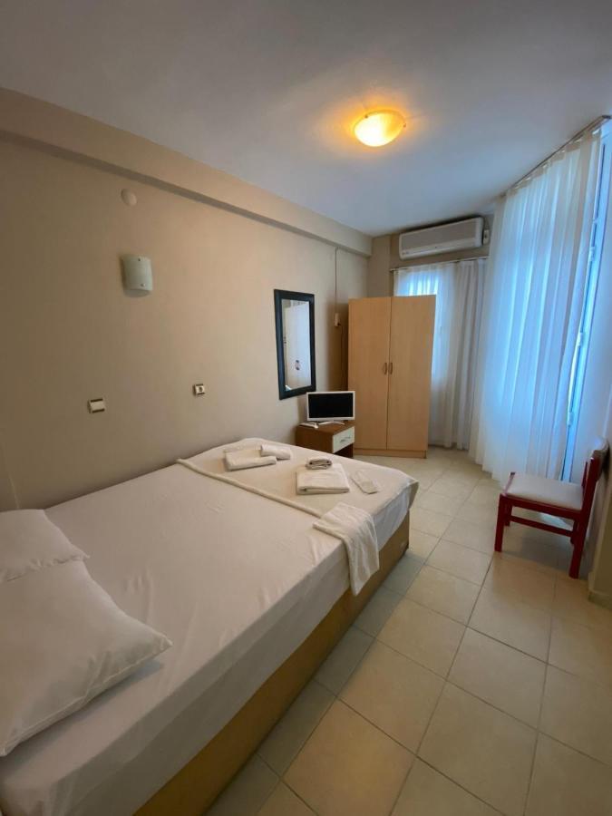 Nese Hotel Çeşme Exterior foto